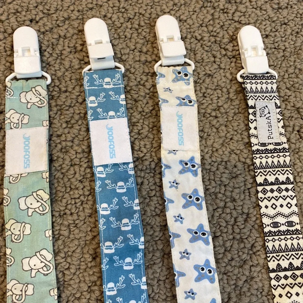 10 Pacifier Clips - Picture 4 of 5